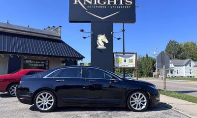 2016 Lincoln MKZ Base