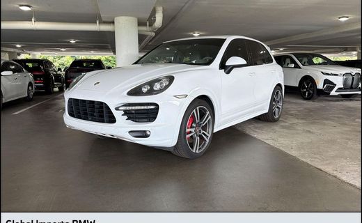 2013 Porsche Cayenne GTS