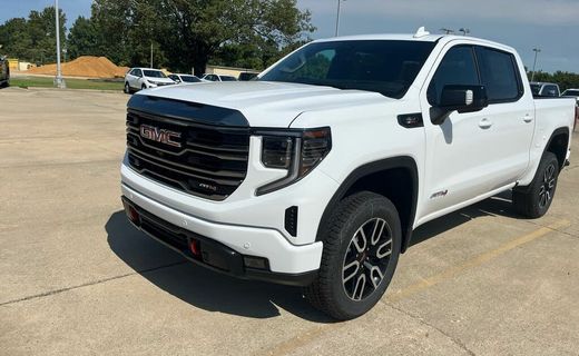 2023 GMC Sierra AT4