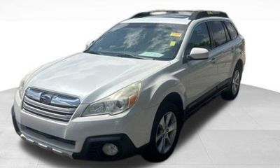 2013 Subaru Outback Limited M R