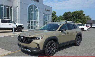 2023 Mazda CX-50 Premium Package