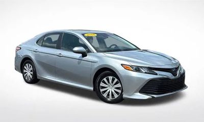 2018 Toyota Camry LE Hybrid