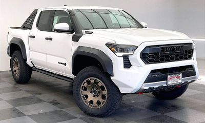 2026 Toyota Tacoma TRD OFF Road