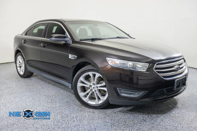 2013 Ford Taurus — a typically priced live listing