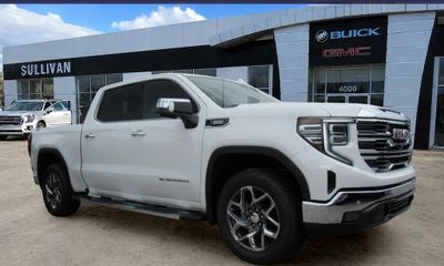 2026 GMC Sierra SLT
