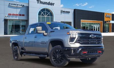 2025 Chevrolet Silverado HD LT