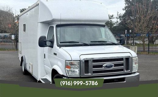 2011 Ford E-450