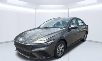 2026 Hyundai Elantra SE