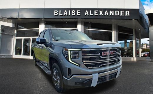 2026 GMC Sierra SLT