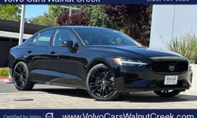 2022 Volvo S60 Inscription Expression XC60