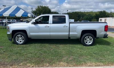 2017 Chevrolet Silverado LT