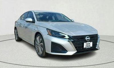 2023 Nissan Altima SV