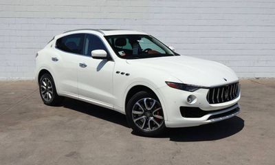 2017 Maserati Levante Luxury