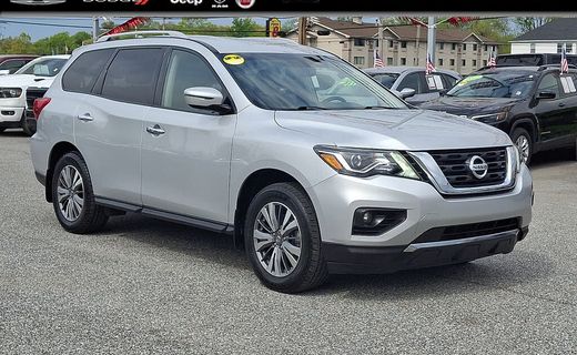 2020 Nissan Pathfinder SV