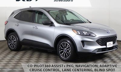 2022 Ford Escape SE Phev