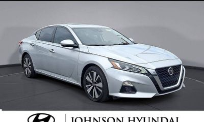 2022 Nissan Altima SL