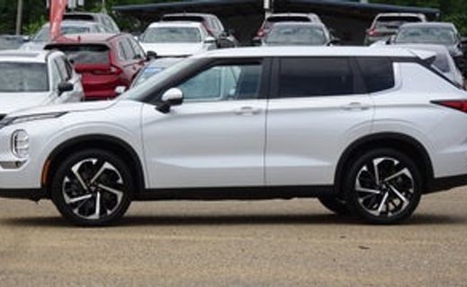 2023 Mitsubishi Outlander