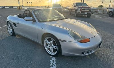 2000 Porsche Boxster Base