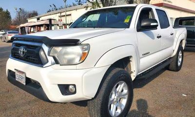 2015 Toyota Tacoma Delux Grade