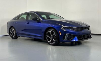 2025 Kia K5 GT Line
