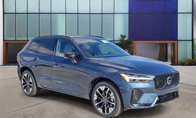 2026 Volvo XC60 Plus Dark