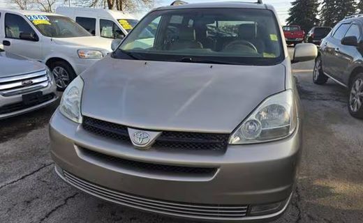 2004 Toyota Sienna XLE