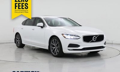 2020 Volvo S90 Momentum