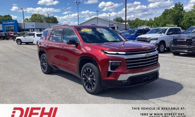 2024 Chevrolet Traverse Premier RS