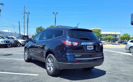 2017 Chevrolet Traverse 2LT
