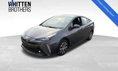 2022 Toyota Prius XLE