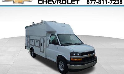 2025 Chevrolet Express 3500 Cutaway 159