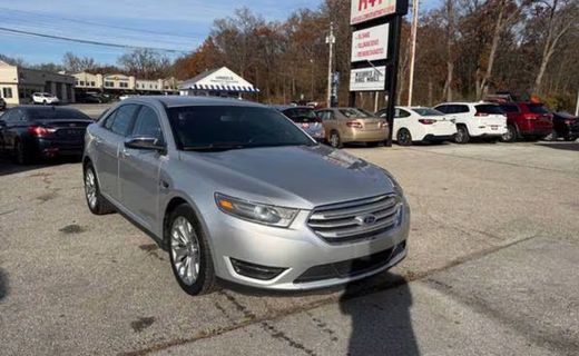 2015 Ford Taurus Limited