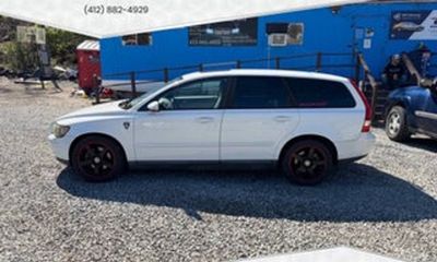 2005 Volvo V50 24I