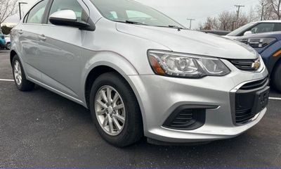 2019 Chevrolet Sonic LT