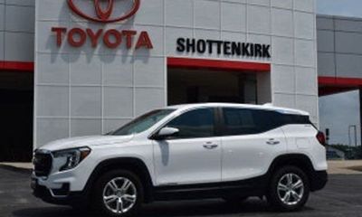 2024 GMC Terrain SLE