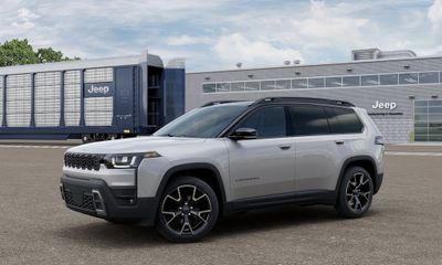 2026 Jeep Cherokee Overland