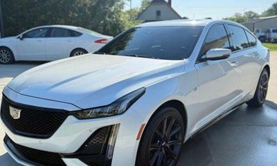 2022 Cadillac CT5 Sport