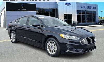 2020 Ford Fusion SE