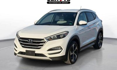 2017 Hyundai Tucson SE Popular Equipment