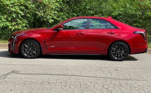 2022 Cadillac CT4