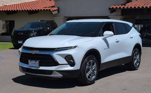 2025 Chevrolet Blazer 2LT
