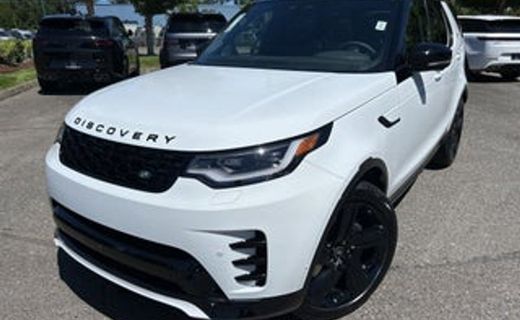 2026 Land Rover Discovery P360 Dynamic SE