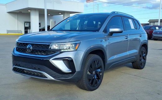 2024 Volkswagen Taos 4MOTION SE