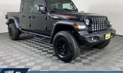 2020 Jeep Gladiator Sport