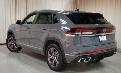2024 Volkswagen Atlas Cross Sport 4Motion SEL R