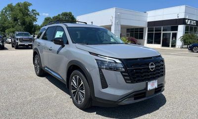 2026 Nissan Pathfinder Platinum