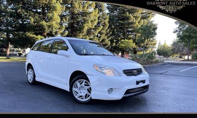 2005 Toyota Corolla Matrix XR