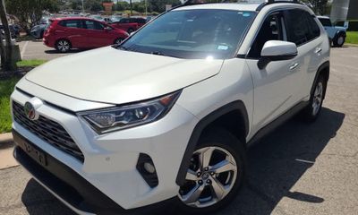 2020 Toyota RAV4 Limited HV