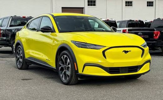 2025 Ford Mustang Mach-E Select