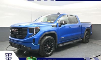 2023 GMC Sierra Elevation